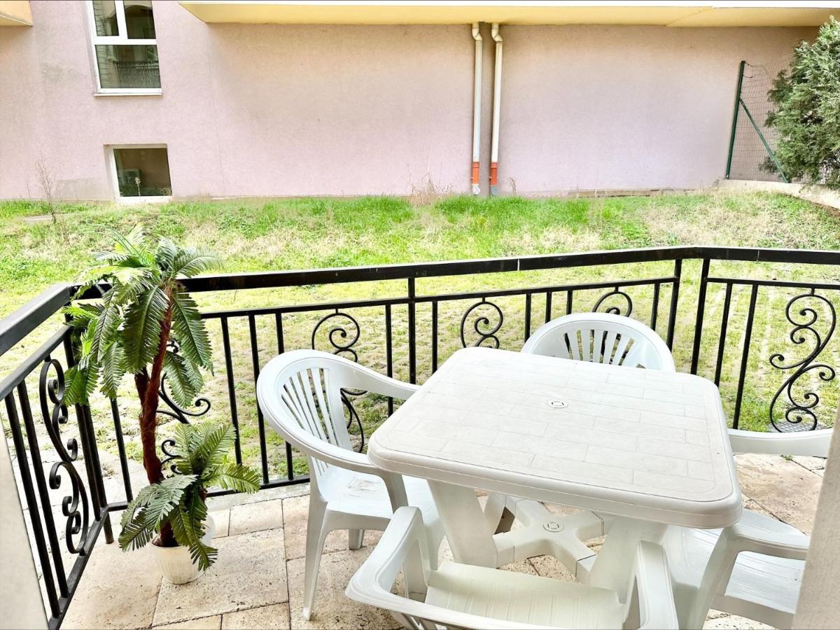 Menada Romance Marine Apartments Slantschew brjag Exterior foto